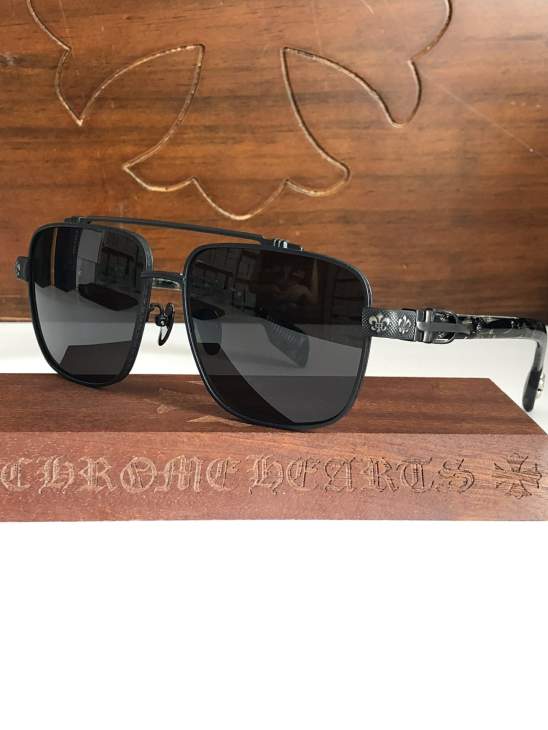 Picture of Chrome Hearts Sunglasses _SKUfw73375593fw
